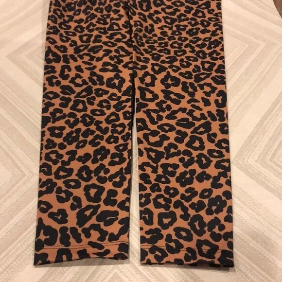 Beach Riot Piper Tan/Black Leopard Print Leggings - Picture 6 of 6